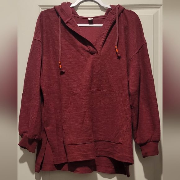 Old Navy Sweaters - Old Navy Pullover Hoodie